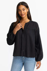 BUTTONDOWN BLOUSE WITH SLEEVE DARTS