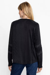 PLEATED BUTTON DOWN TOP WITH SHIRRING