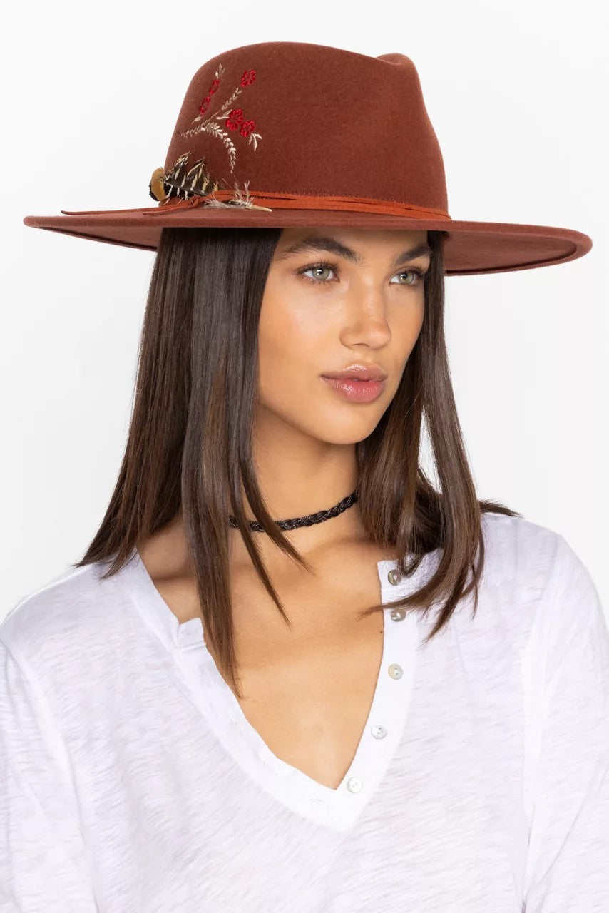 HUMMINGBIRD FEATHER HAT