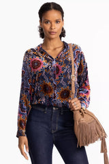 THE OVERSIZED AUDREY SHIRT