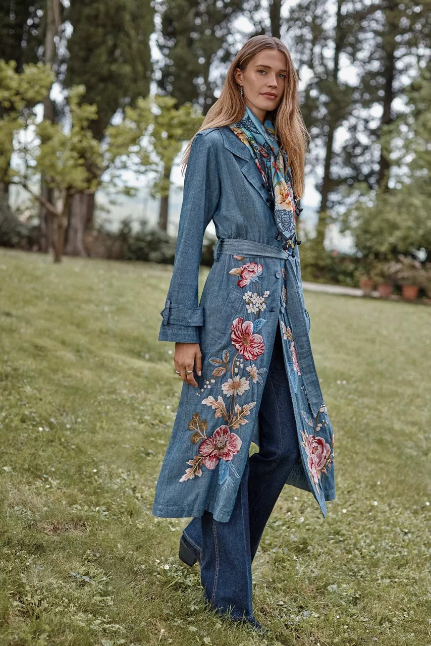 TRENCH COAT