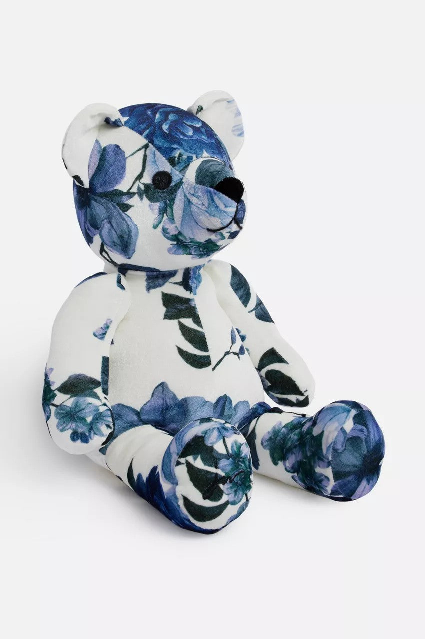 Pretty Dancer Bear