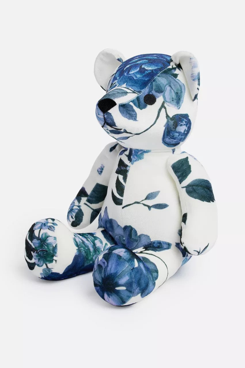 Pretty Dancer Bear