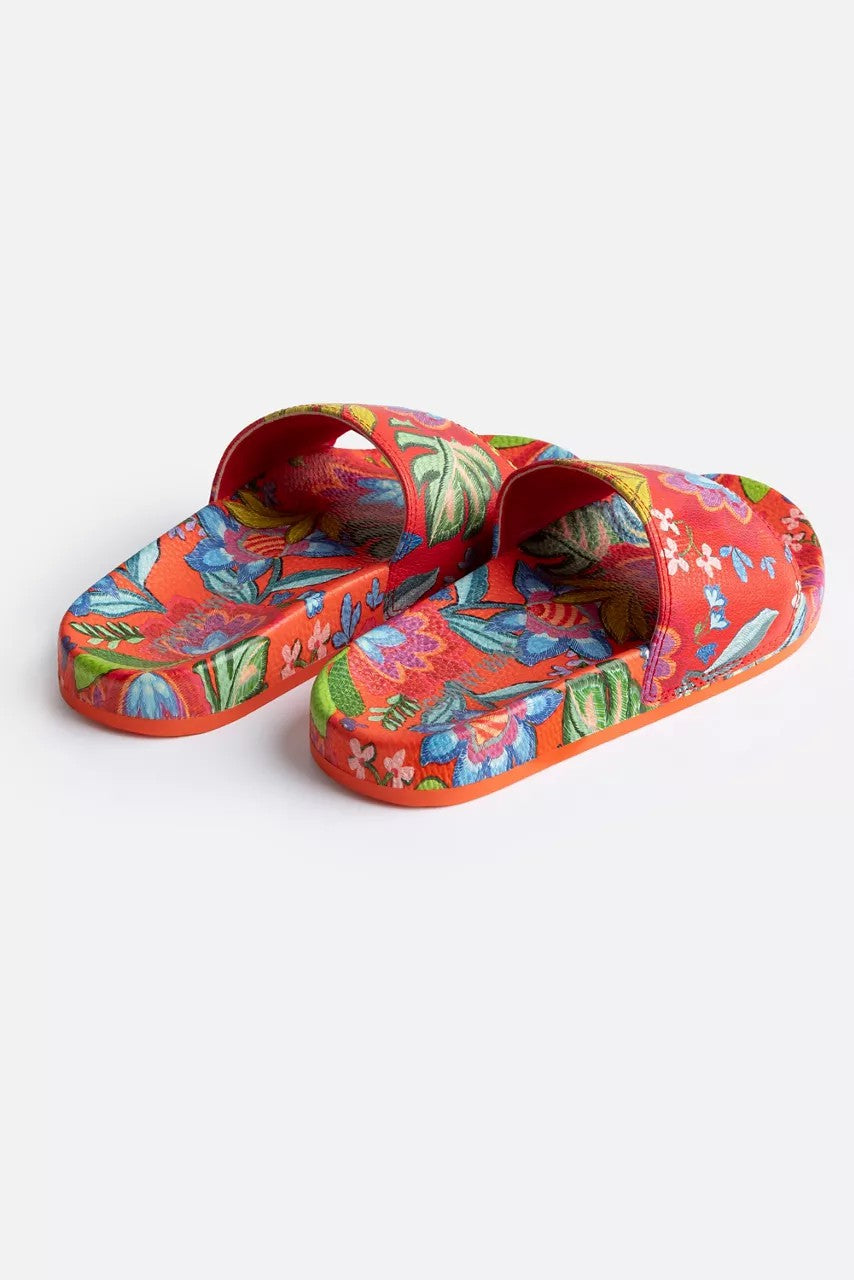 RUMBA POOL SLIDE