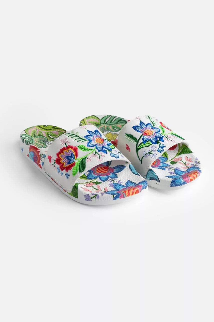EMBROIDERED POOL SLIDE