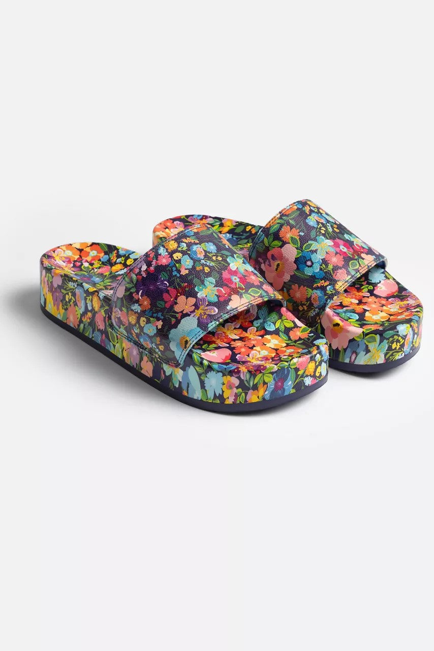 WILD BLOOM PLATFORM POOL SLIDE