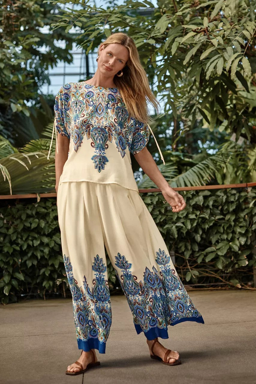 RUCHED SLEEVE BLOUSE
